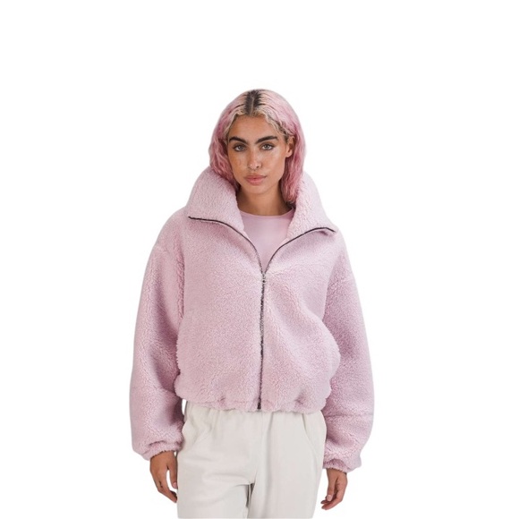 lululemon athletica Jackets & Blazers - 💗 𝐋𝐔𝐋𝐔𝐋𝐄𝐌𝐎𝐍 Pink Peony Sherpa Jacket + Cap Set (Size 8)